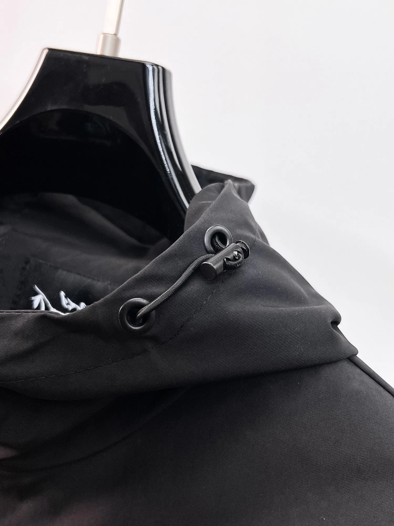 Same Style， ， 2026 New Arrival ， Original Premium Breathable ， ， ， Quality。 ， Sizes：M～3XL